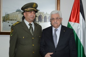 الرئيس محمود عباس و اسماعيل فراج
