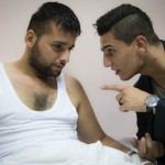Mohamad-assaf-visting-wound people-jordan (4)