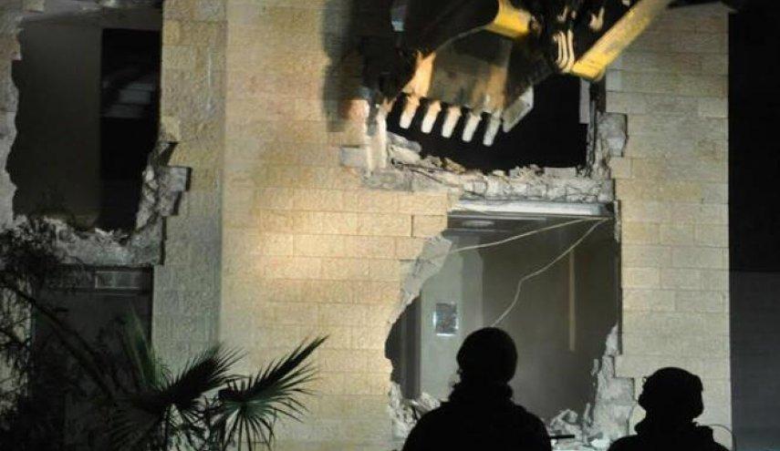 الاحتلال يهدم منزل الاسير أحمد قنبع في جنين