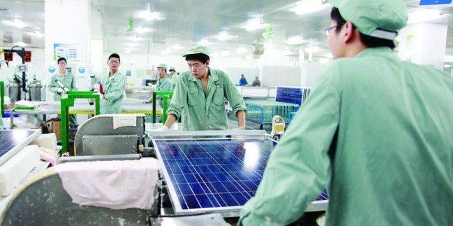 الصين تعزز هيمنتها في السوق العالمية للألواح الشمسية