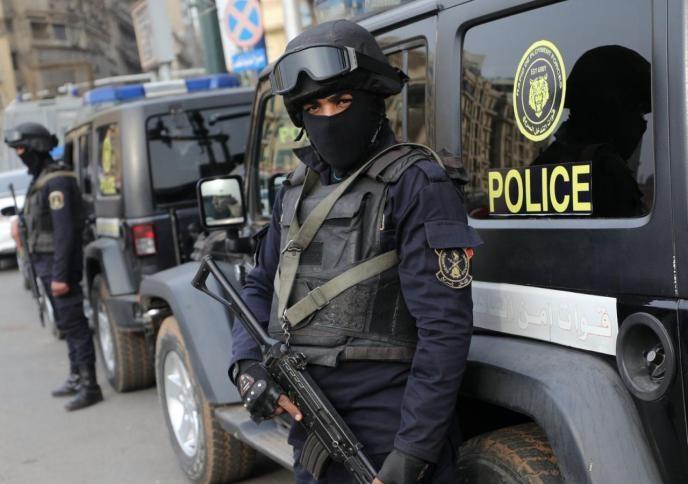 تبرئة الشرطة المصرية من تهمة تعذيب محامٍ حتى الموت