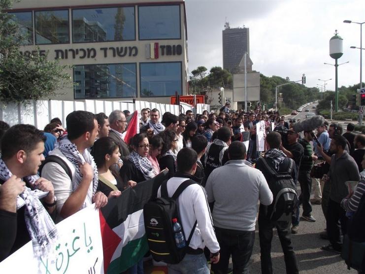قمع تظاهرة طلابية أمام الجامعة العبرية بالقدس