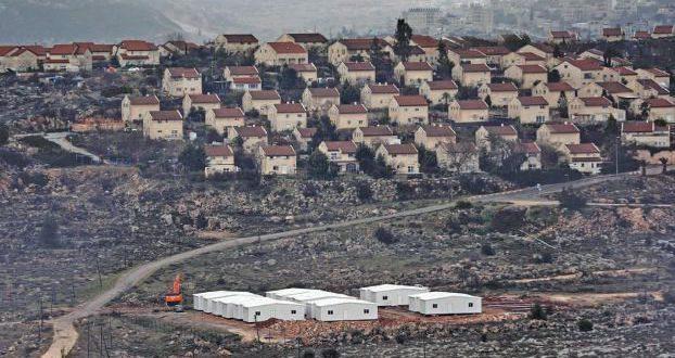 الاحتلال يصادر 10 دونمات في الخليل لاقامة معسكر للجيش