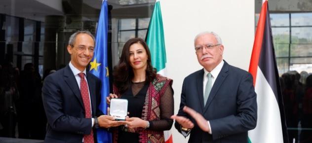 الرئيس الإيطالي يمنح السفيرة جادو وسام فارس نجمة إيطاليا