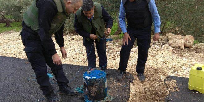 الاعلام العبري يدعي : أجهزة الامن الفلسطينية تحبط عملية تفجيرية في الضفة