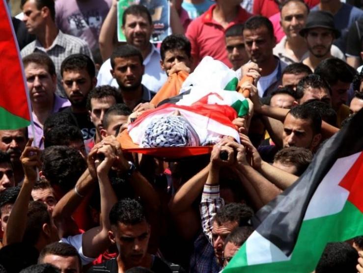 قطاع غزة يشيع جثامين 4 شهداء قضوا بنيران الاحتلال