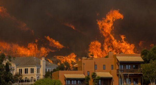ارتفاع عدد ضحايا حرائق الغابات في شمال كاليفورنيا إلى 71 شخصاً