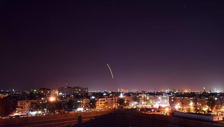 سوريا تتصدى لهجوم على مطار دمشق الدولي