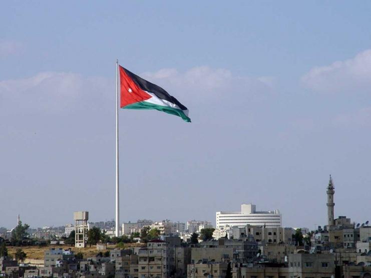 الأردن يستدعي السفير الإسرائيلي للمطالبة بإطلاق اثنين من مواطنيه
