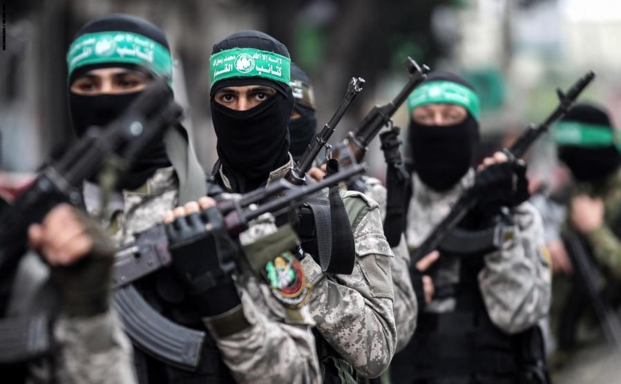 يديعوت: 4 اشخاص يقودون التهدئة بغزة