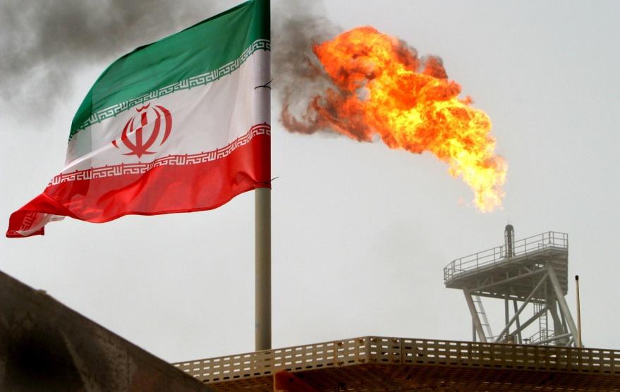 23 دولة تخلت عن استيراد النفط الإيراني