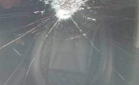 اصابة مواطن بكسور خلال هجوم ثان للمستوطنين على عوريف في نابلس