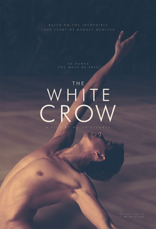 فيديو.. أول تريلر لفيلم السيرة الذاتية The White Crow قبل طرحه 26 أبريل