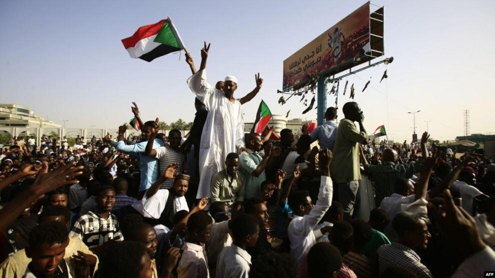 اتفاق في السودان على فترة انتقالية مدتها ثلاث سنوات