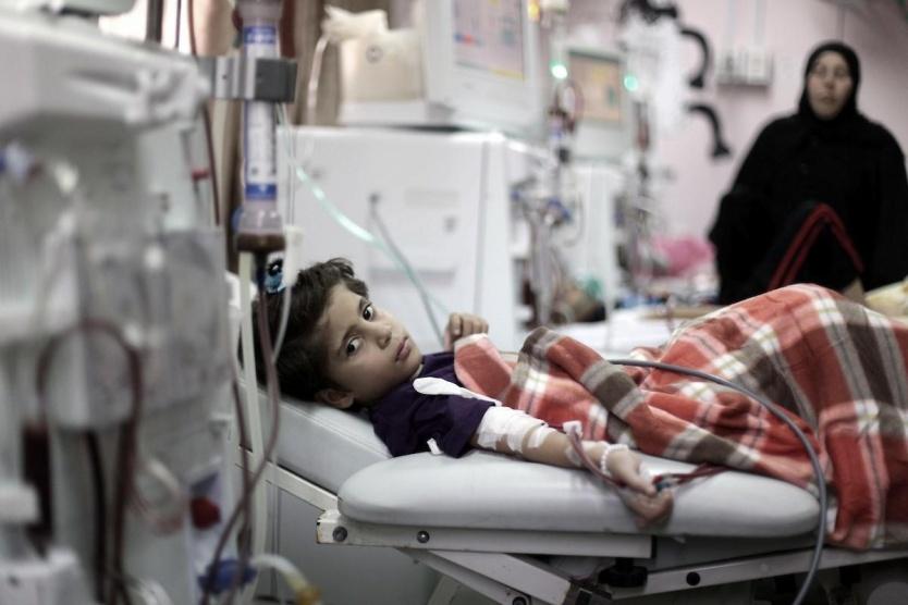 الصحة: نفاد 52% من الأدوية التخصصية والمستهلكات الطبية بغزة