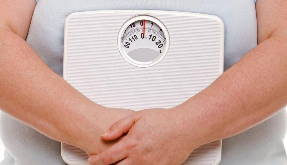 4 أسباب لزيادة الوزن غير المبررة