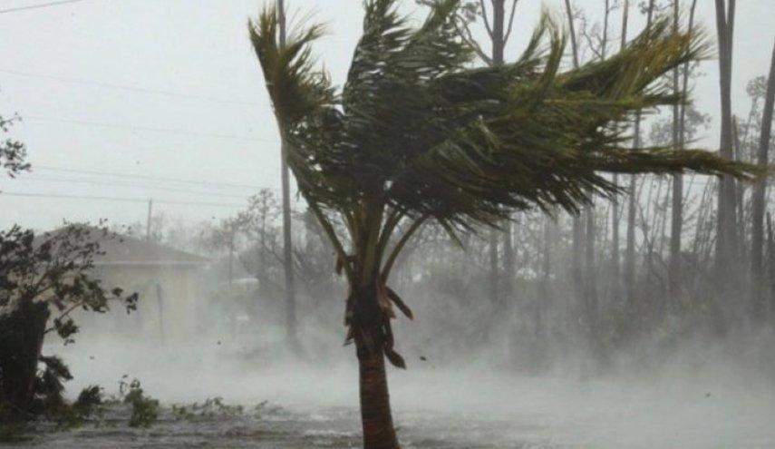 الإعصار دوريان يضرب الساحل الأمريكي بأمطار غزيرة
