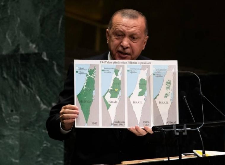  ​أردوغان يرفع خارطة فلسطين بالأمم المتحدة:  الاحتلال 