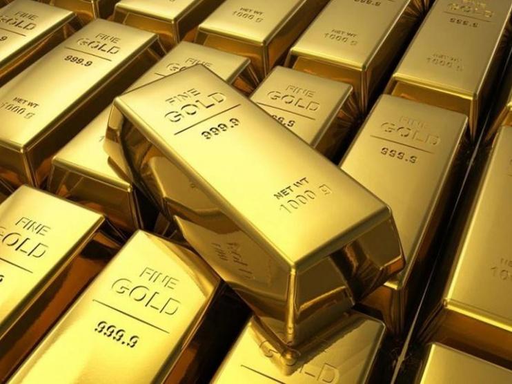 الذهب يستقر بفعل ارتفاع الدولار