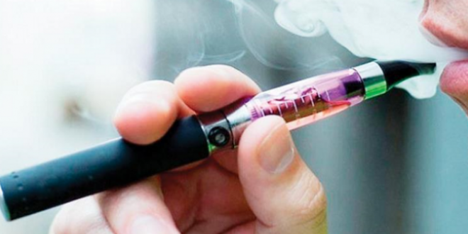 باحثون يكشفون خطر السجائر الإلكترونية الحقيقي على الجسم!