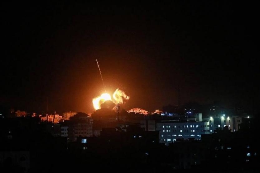  غارات إسرائيلية عنيفة على مواقع للمقاومة في غزة