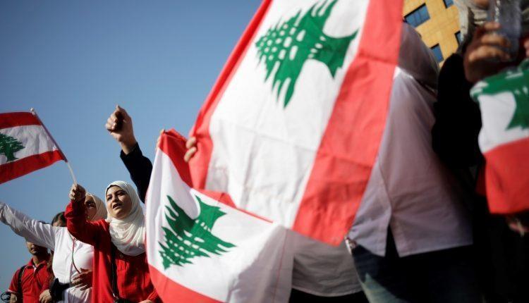 لبنان.. دعوات إلى إضراب عام احتجاجا على تشكيل الحكومة