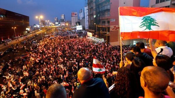 تواصل الاحتجاجات في بيروت رفضا للحكومة اللبنانية الجديدة