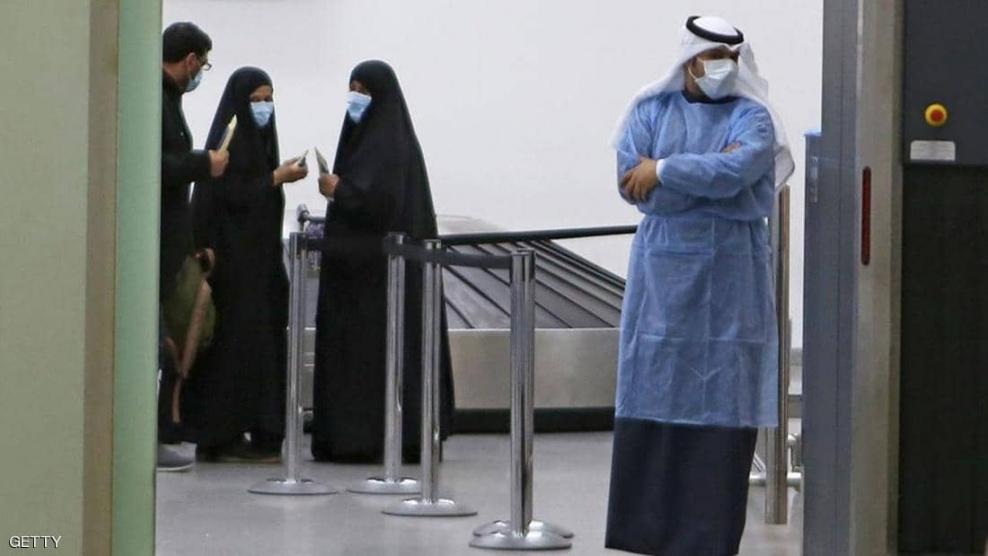 الكويت والبحرين يعلنان أول إصابات بفيروس كورونا