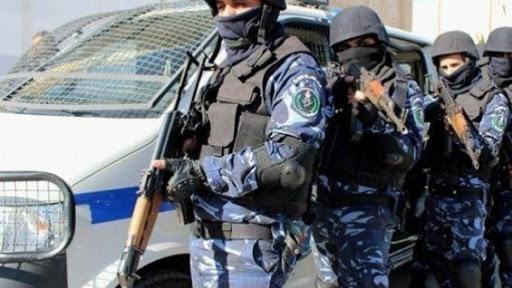 الشرطة تقبض على صحفي أثار الخوف والرعب بين المواطنين بفيديو مصور في الخليل