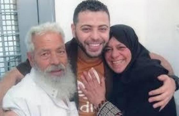 الاحتلال يرفض طلب الإفراج المبكر عن الاسير المريض إياد جرجاوي