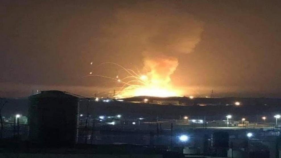 انفجار ضخم يهز مستودع ذخيرة في مدينة الزرقاء بالأردن