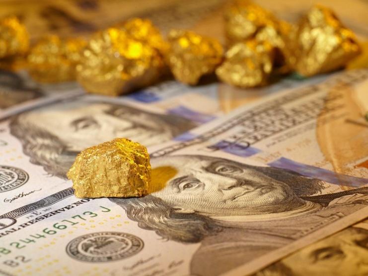 الذهب يواصل مكاسبه مستفيدا من ضعف الدولار