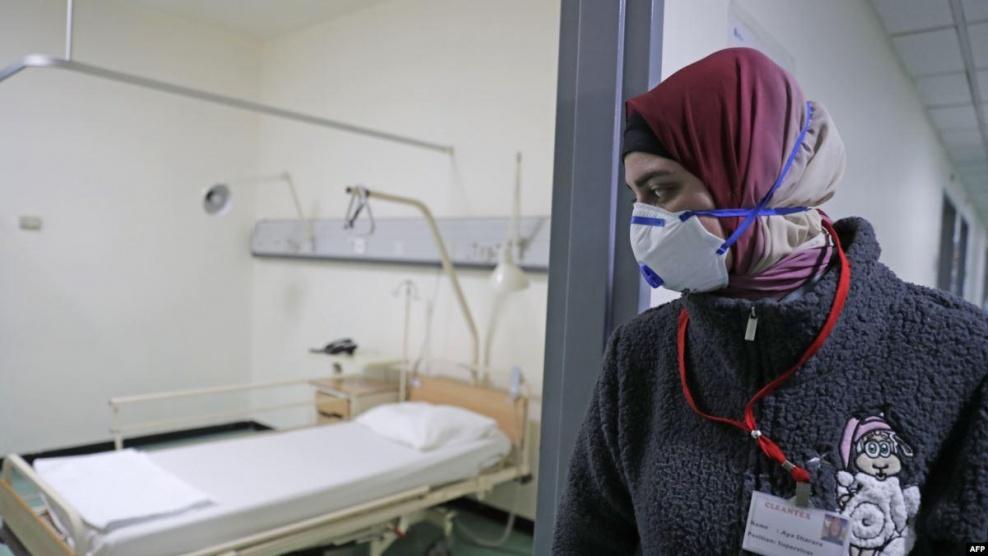 وفاة مسنة و156 إصابة جديدة بكورونا في قطاع غزة