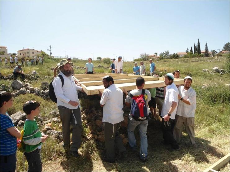 مستوطنون يقتحمون المواقع الأثرية في سبسطية