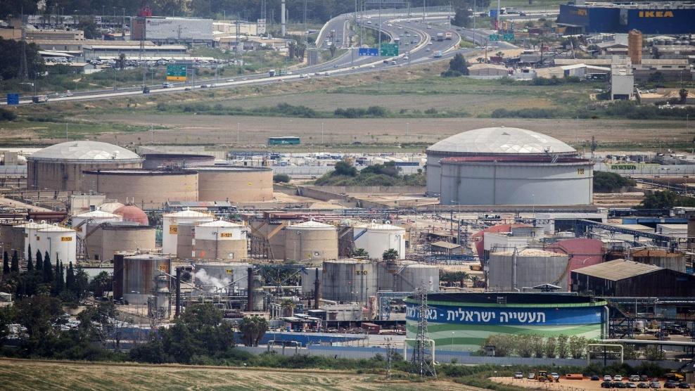 سلطة جودة البيئة: إرجاع شاحنة إسرائيلية محملة بالنفايات الخطرة السائلة