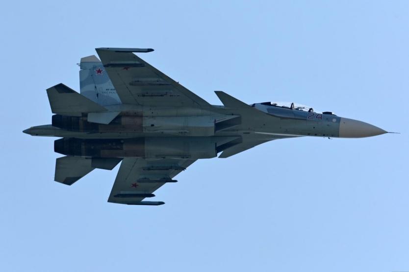 مقاتلة روسية تعترض طائرة تجسس أميركية بالبحر الأسود