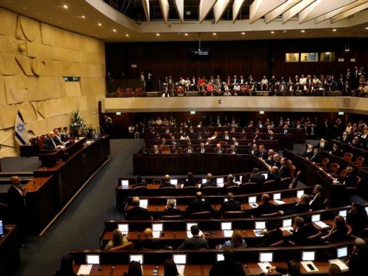 الكنيست الإسرائيلي توافق بالقراءة التمهيدية على قانون حلها