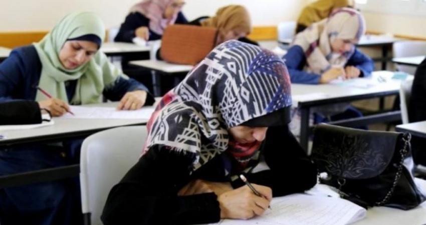 47 ألف يتقدمون لامتحان الوظائف التعليمية في غزة