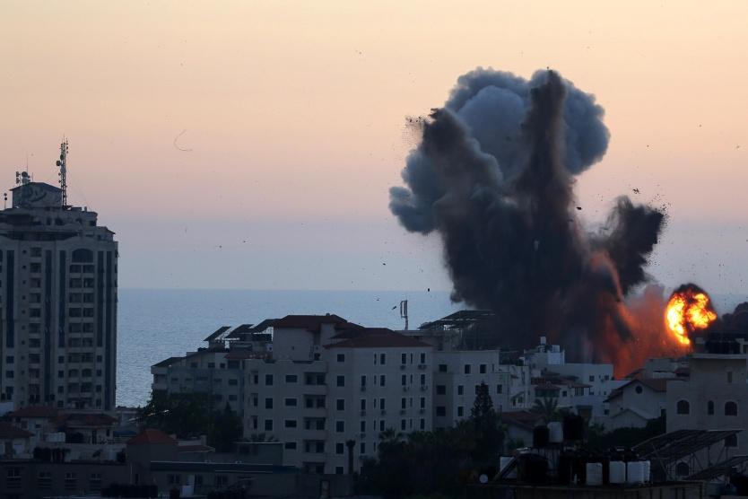 شهداء وجرحى في قصف جديد على غزة وصواريخ المقاومة تضرب مدنا وقاعدتين إسرائيليتين
