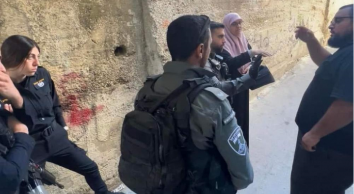 الاحتلال يعتقل المقدسية  زينة عمرو ويستدعي أخرى للمقابلة