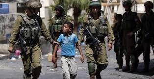 الاحتلال يعتقل ثلاثة أطفال غرب رام الله
