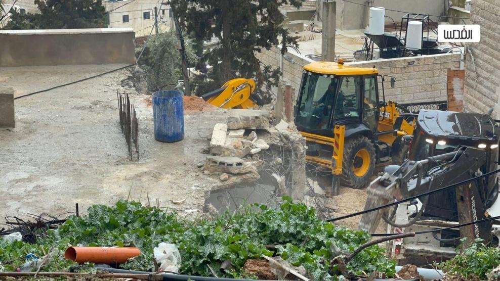 الاحتلال يهدم منزلًا في القدس المحتلة