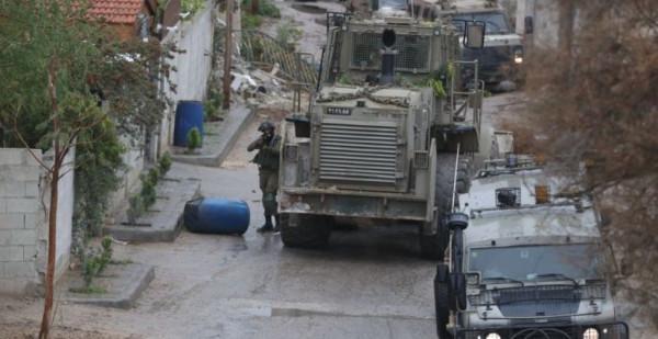 إصابة 13 مواطنا بالرصاص واعتقال 14 آخرين خلال اقتحام مخيم عقبة جبر