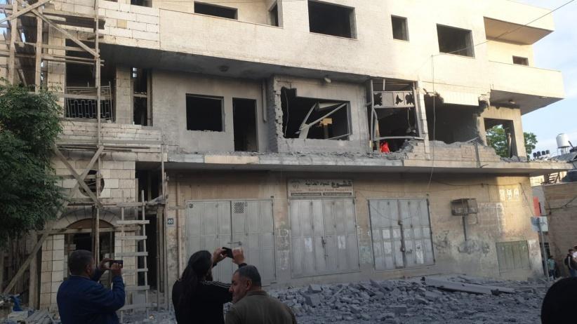 الاحتلال يفجر منزل الأسير إسلام فروخ في رام الله
