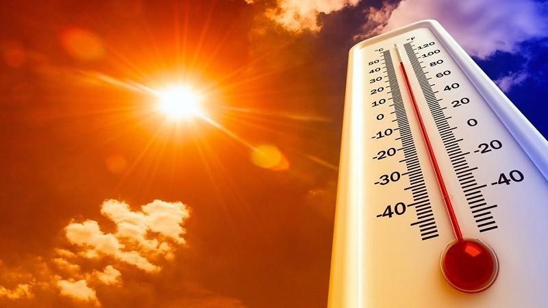 الطقس: الحرارة أعلى من معدلها السنوي العام بحدود 8 درجات