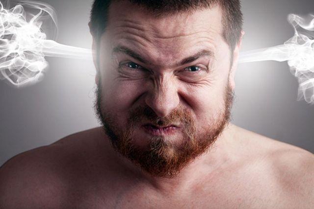 إذا غضب الرجل ماذا يفعل يستحق القراءة