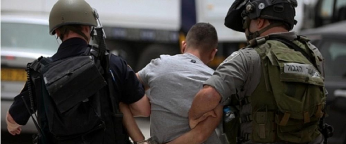 قوات الاحتلال تعتقل 25 مواطنا من مدينة الخليل وبلدة حلحول