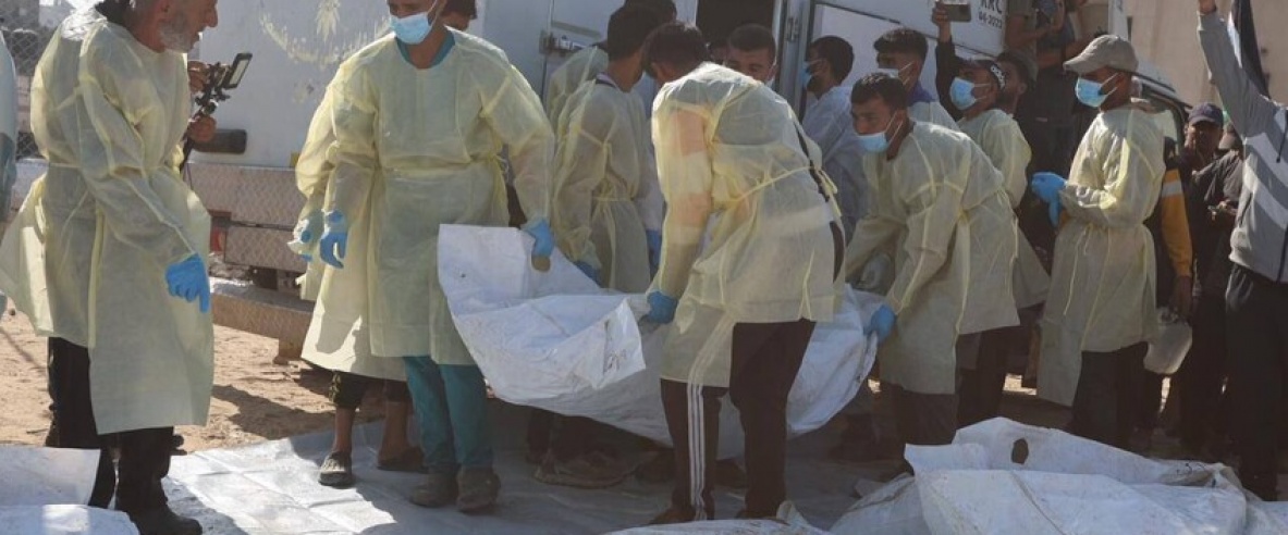 اسرائيل تسلم جثامين 15 شهيدا.. والجهود تتواصل للعثور على بقية جثامين الجنود