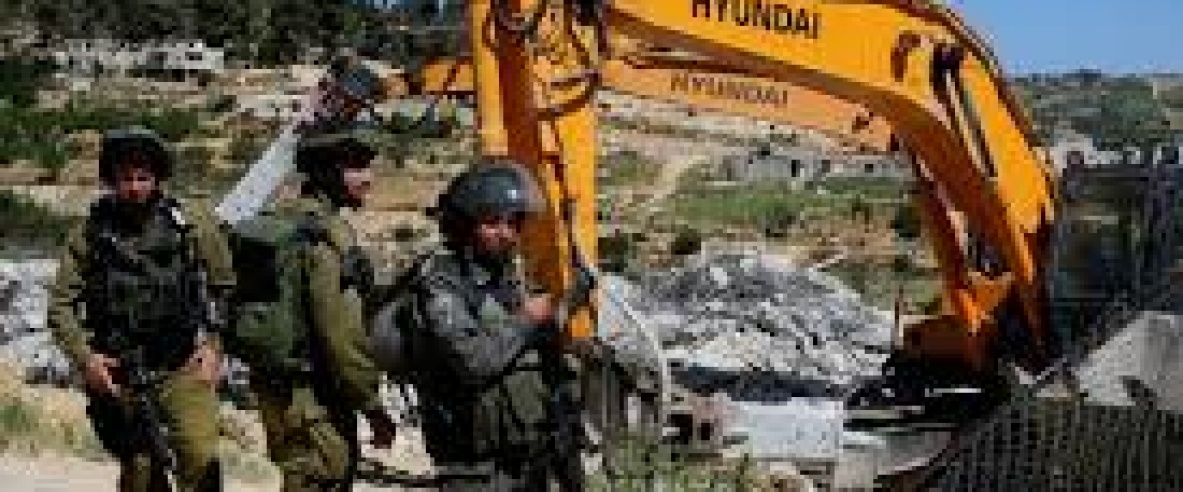 اعتداءات المستعمرين تجبر 15 أسرة على الرحيل من مساكنها في الديوك التحتا غرب أريحا