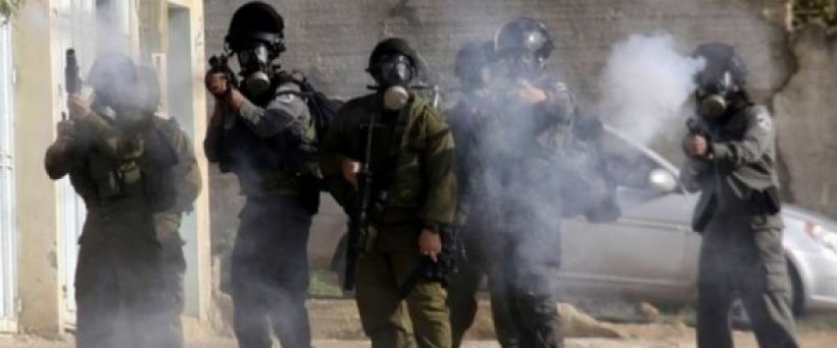 مستعمرون يقتحمون مدرسة في حوارة جنوب نابلس